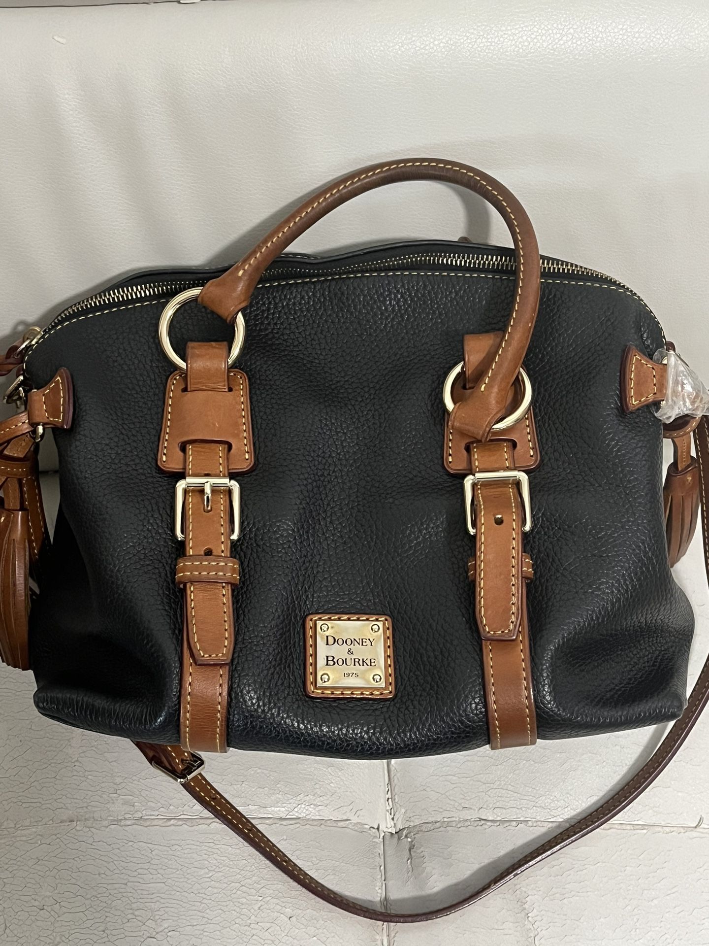 Dooney & Bourke