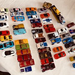 56 Hot Wheels  2 Matchbox 2 Johnny Lighting And 1 Not Branded 