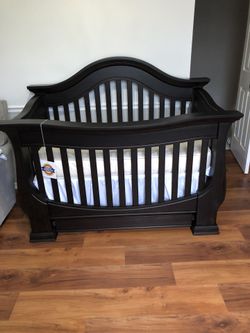 Baby appleseed hotsell davenport crib