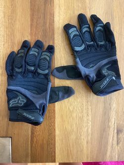 Bike gloves size small