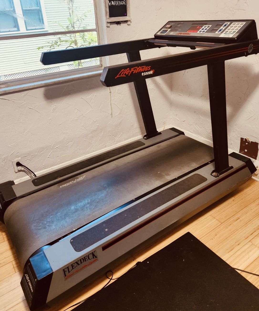 LIFE FITNESS 9500 HR TREADMILL