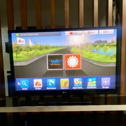 LG Smart TV Plasma 3D (50 Inches)