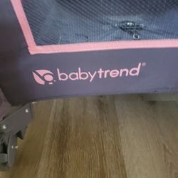 Baby Trend  Color Gray And Pink 