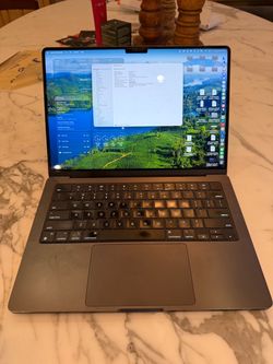 Apple MacBook Pro 14-inch Laptop