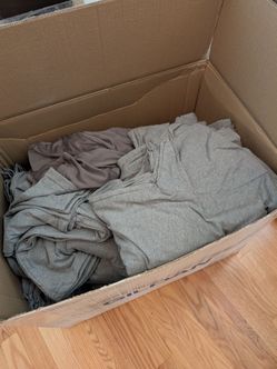 125+ Gildan gray tshirts and polo for bulk sale