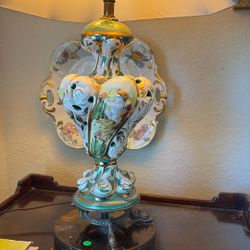 Capodimonte porcelain table lamp