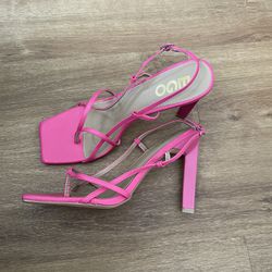 Pink heels size 10