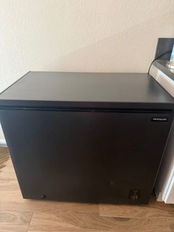 Chest freezer