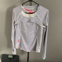 T-shirt Lululemon