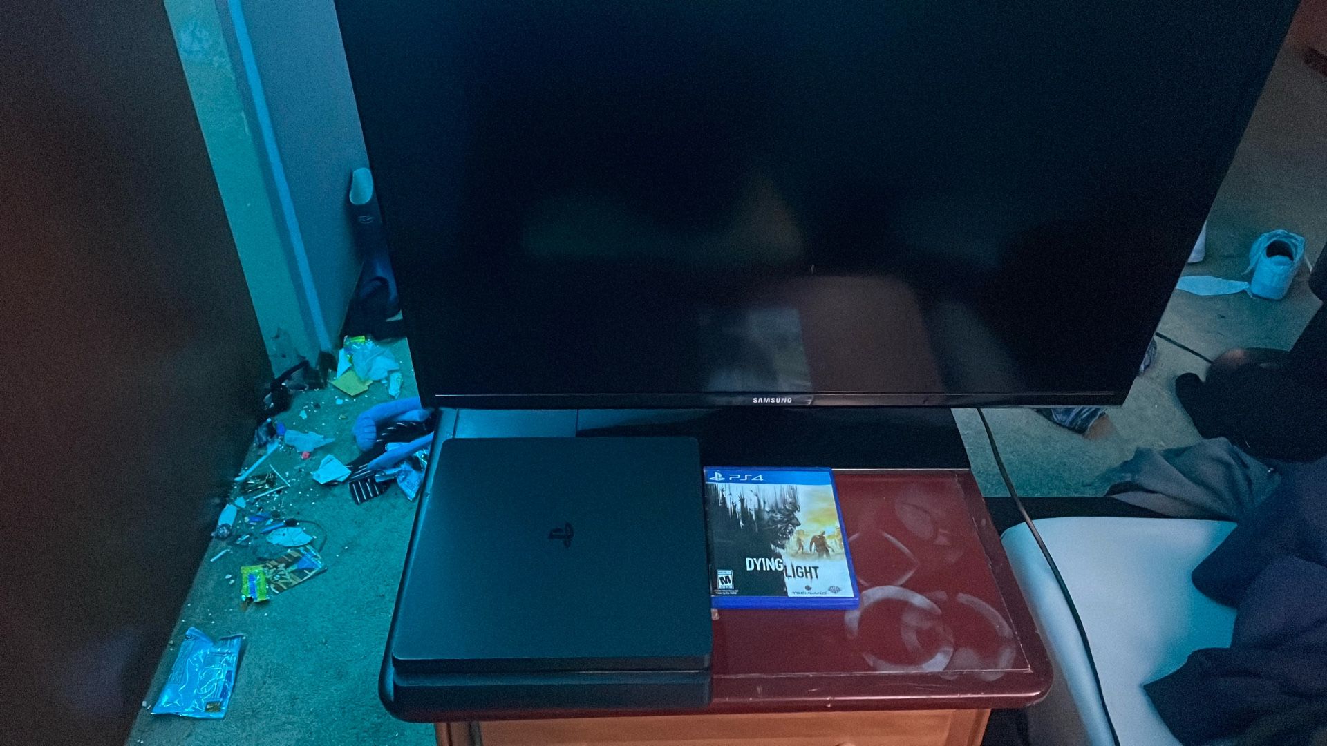 Samsung Tv And PS4 And Dying Light Bundle