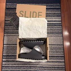 Yezzy slides dark grey adidas