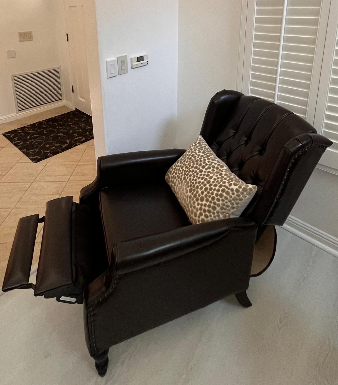 Great Reclining Single Sofas!