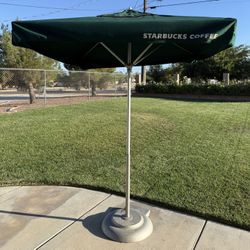 Outdoor Starbucks Umbrella With Base