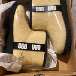 Ugg Clear Boots 