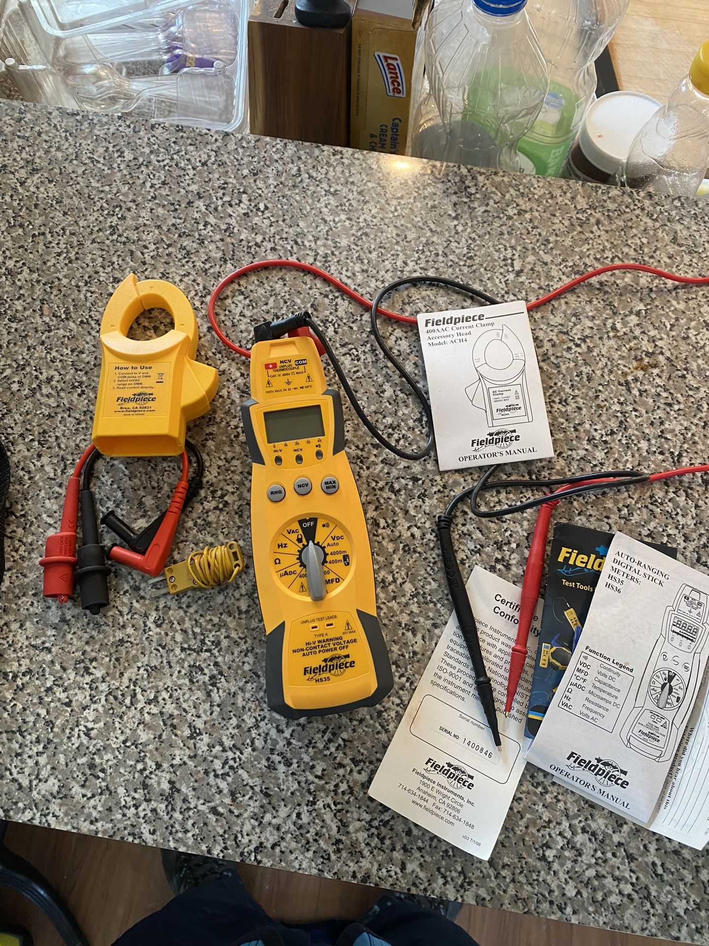 Fieldpiece Auto-Ranging Digital Meter Hs35