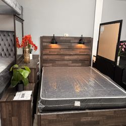 Queen 4 Pcs Bedroom Set NEW 