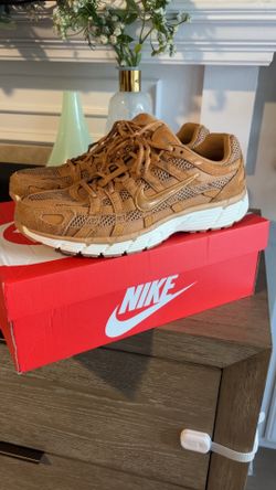 Nike p 6000 gold