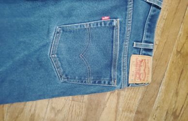 517 Levi's denim jeans