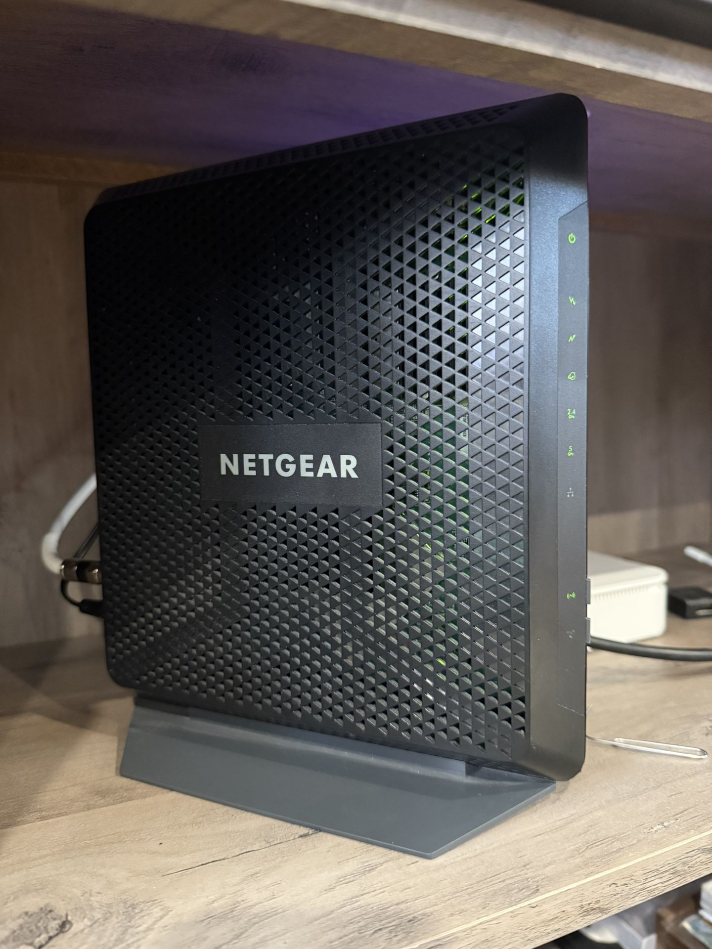 Netgear C7000v-AC1900 Modem Router