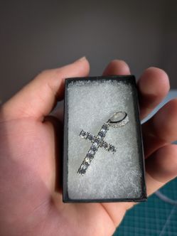 925 Silver New Cross Pendant 