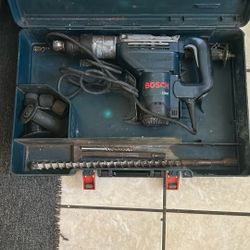 Bosch Chipping Hammer/drill