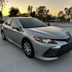 2022 Toyota Camry Hybrid