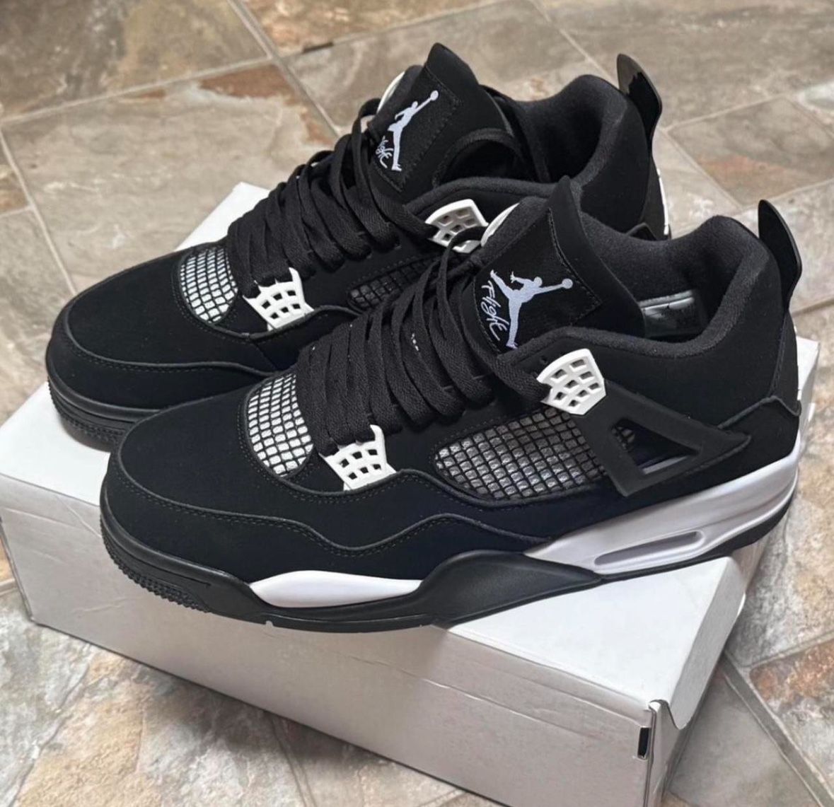 Air Jordan 4 Retro 'White Thunder' (Size 11-12 Available)