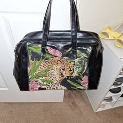 Signature a leopard print bag