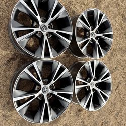 Toyota 18” wheels Highlander Sienna RAV4 Venza 5x114.3