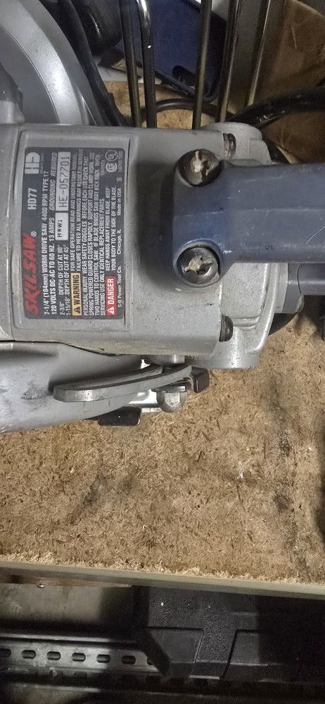 Skillsaw Wormdrive HD77