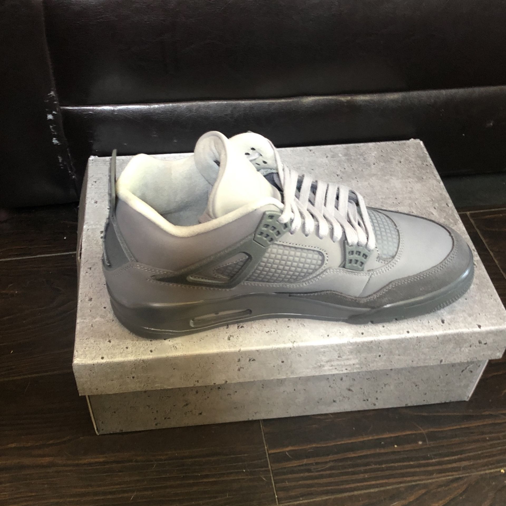 AIR JORDAN WET CEMENT $275