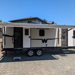 2016 Winnebago 2401RG