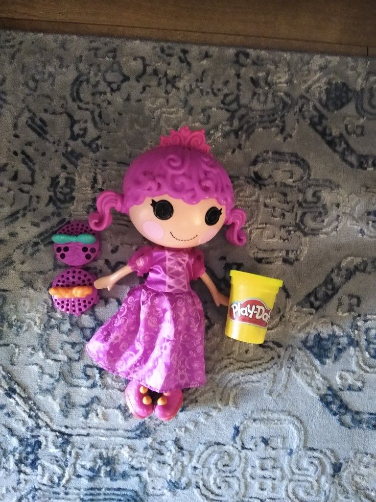 Lalaloopsy Playdough Doll