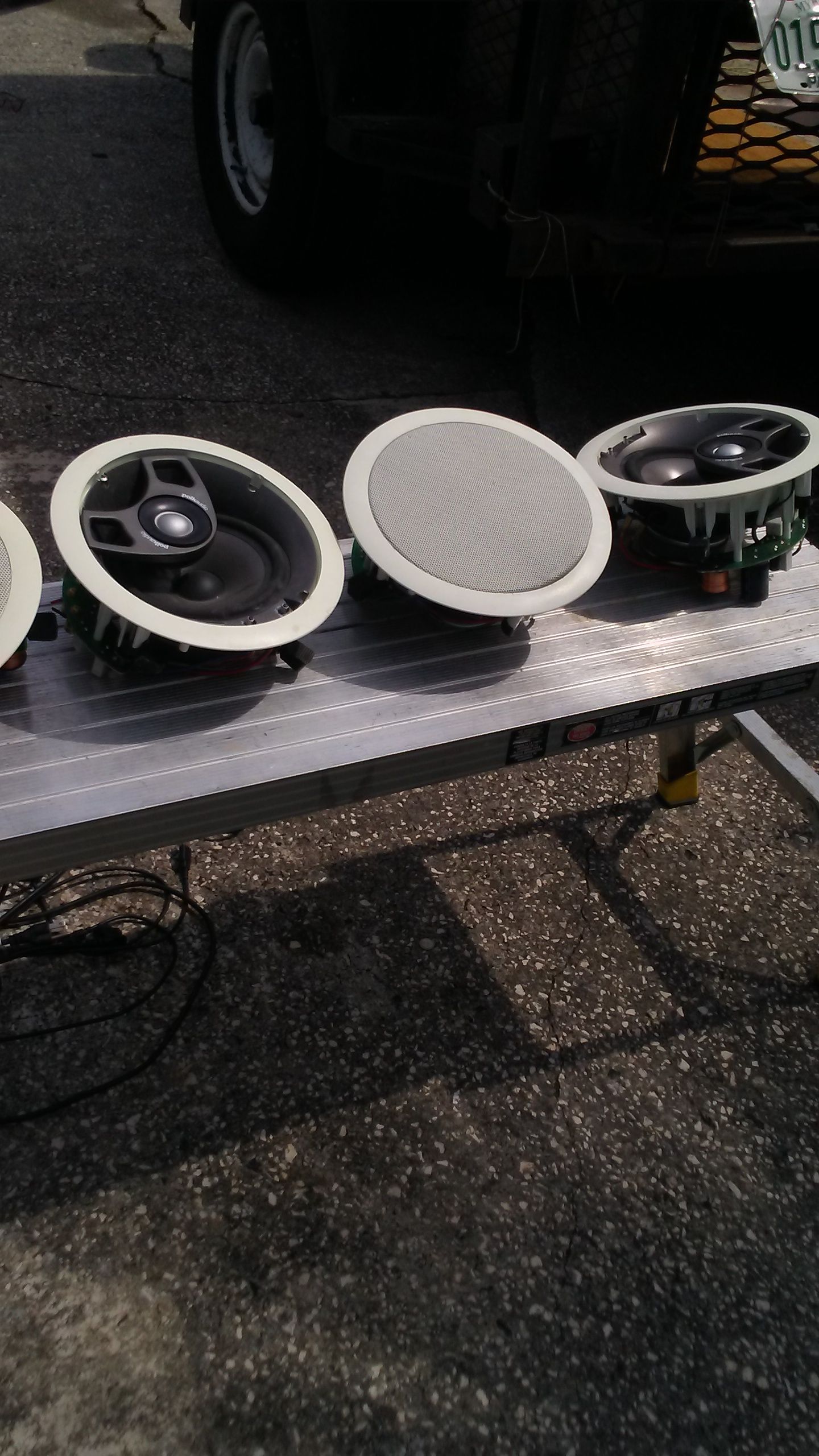 Polk Audio TC60i speakers