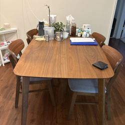 4 Seat Dining Table