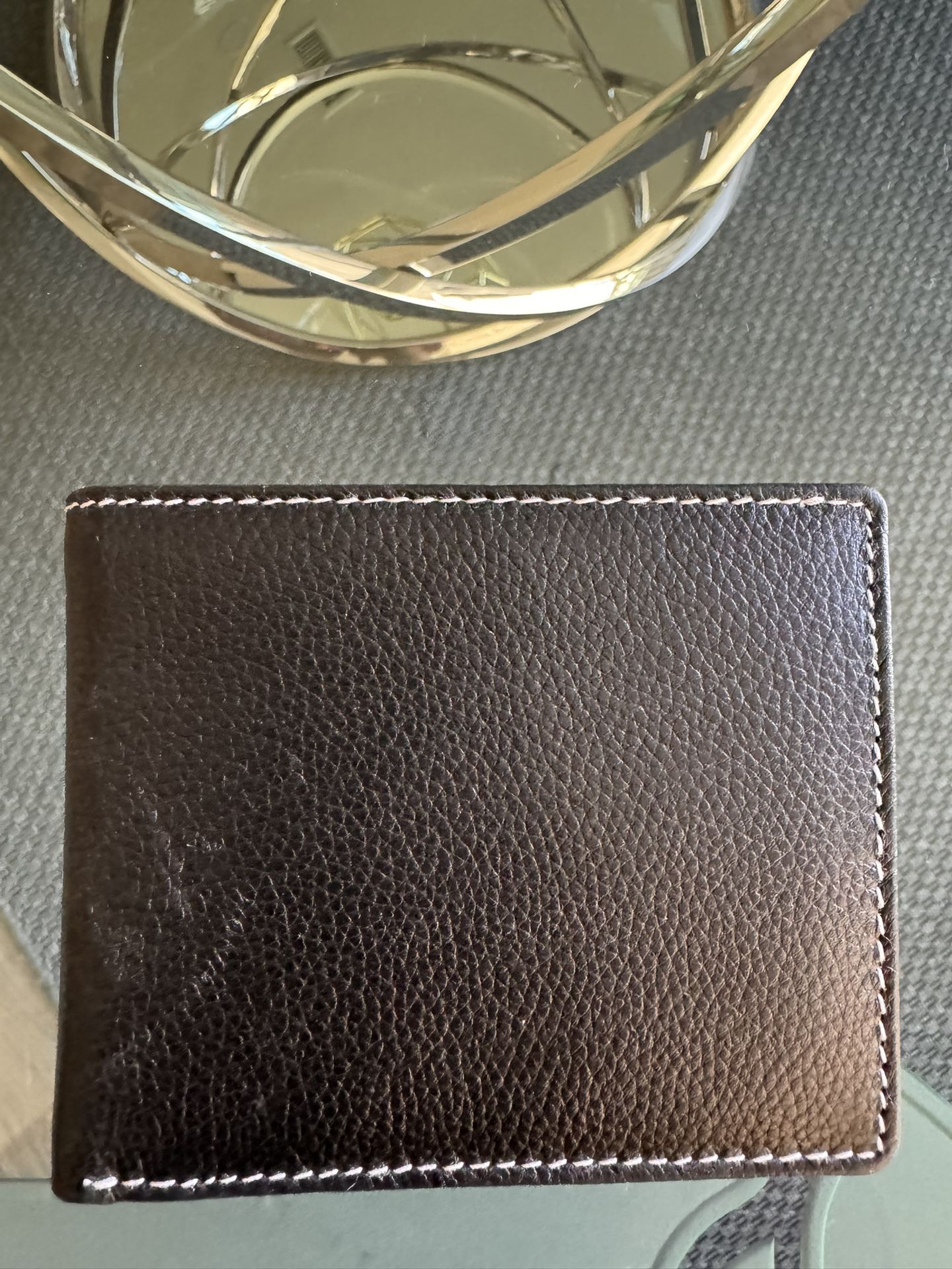 Brand New Men’s Bifold Wallet