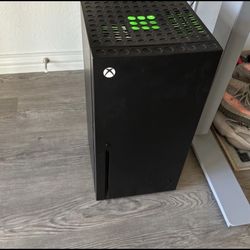 Xbox X Mini Fridge (thermoelectric)