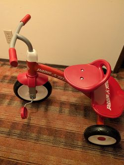 Radio flyer, Red Rider Trike #421. For 2.5 to 5 years old