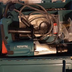 Makita 6.6 Electric Drill