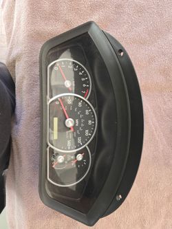 2008-2010  Mitsubishi galan cluster