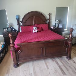 MUST SALE ASAP. Cal King Bed Nightstands And Dresser