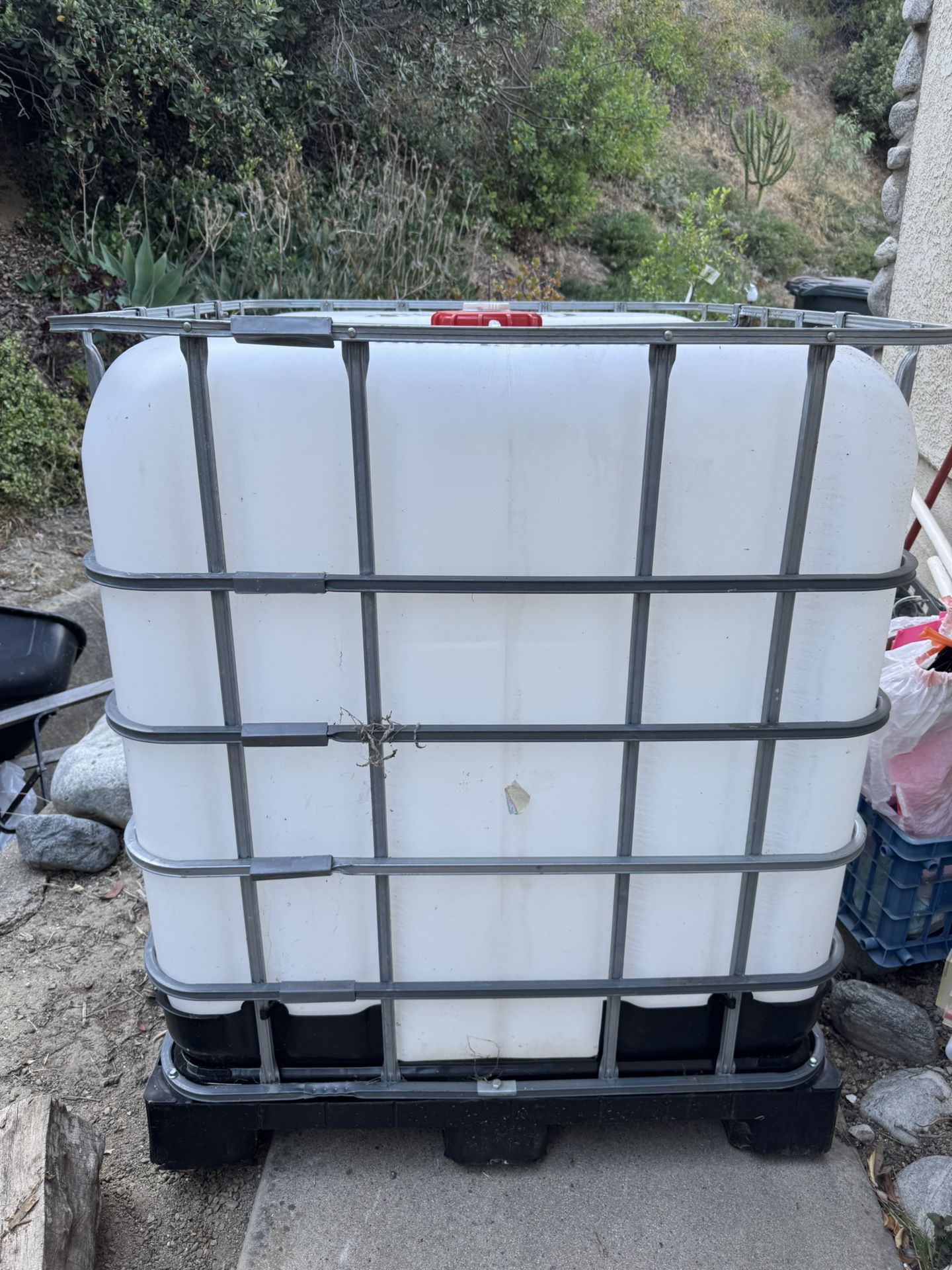 250 Gallon Multipurpose Use Tank
