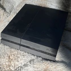 Used PS4
