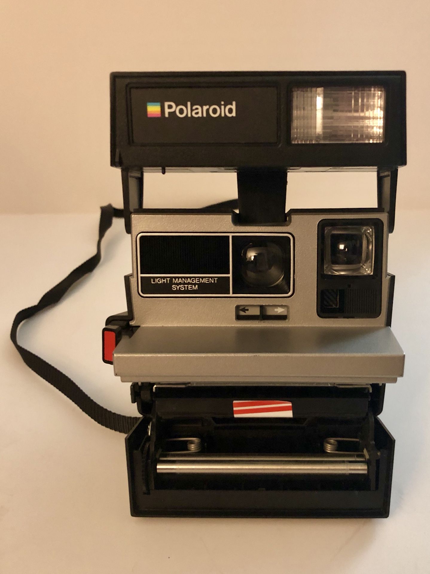 Vintage Polaroid SUN600 LMS Camera