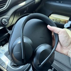Bose Noise Canceling Headphones 