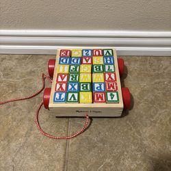 Melissa and Doug ABC pull toy