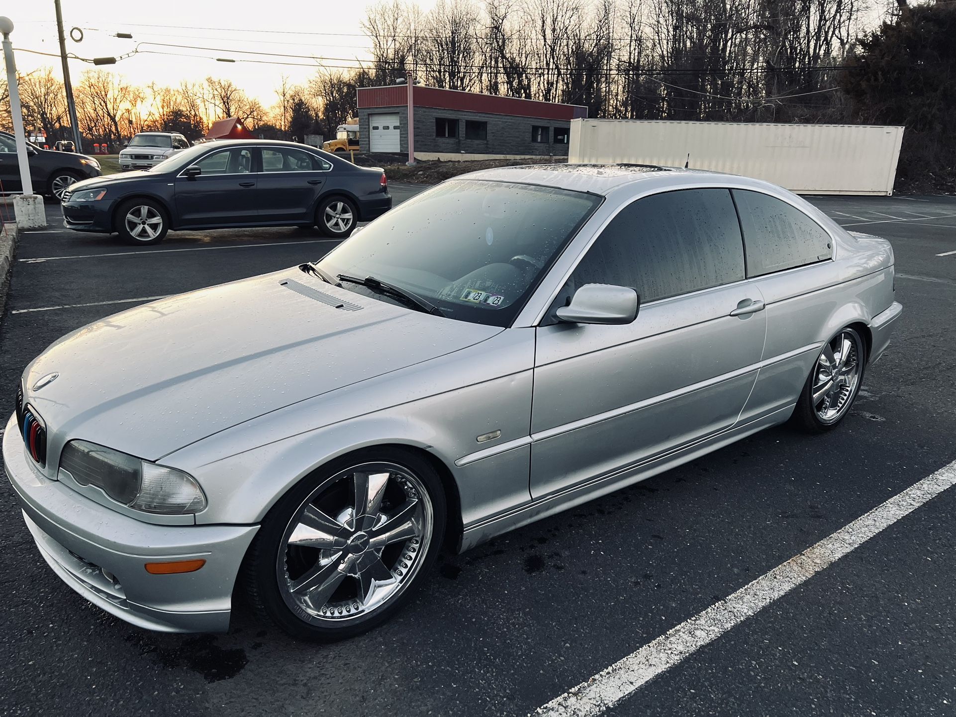 2000 BMW 323i
