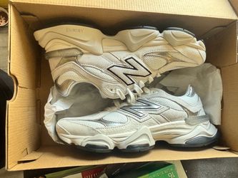New Balance 9060 size 10.5