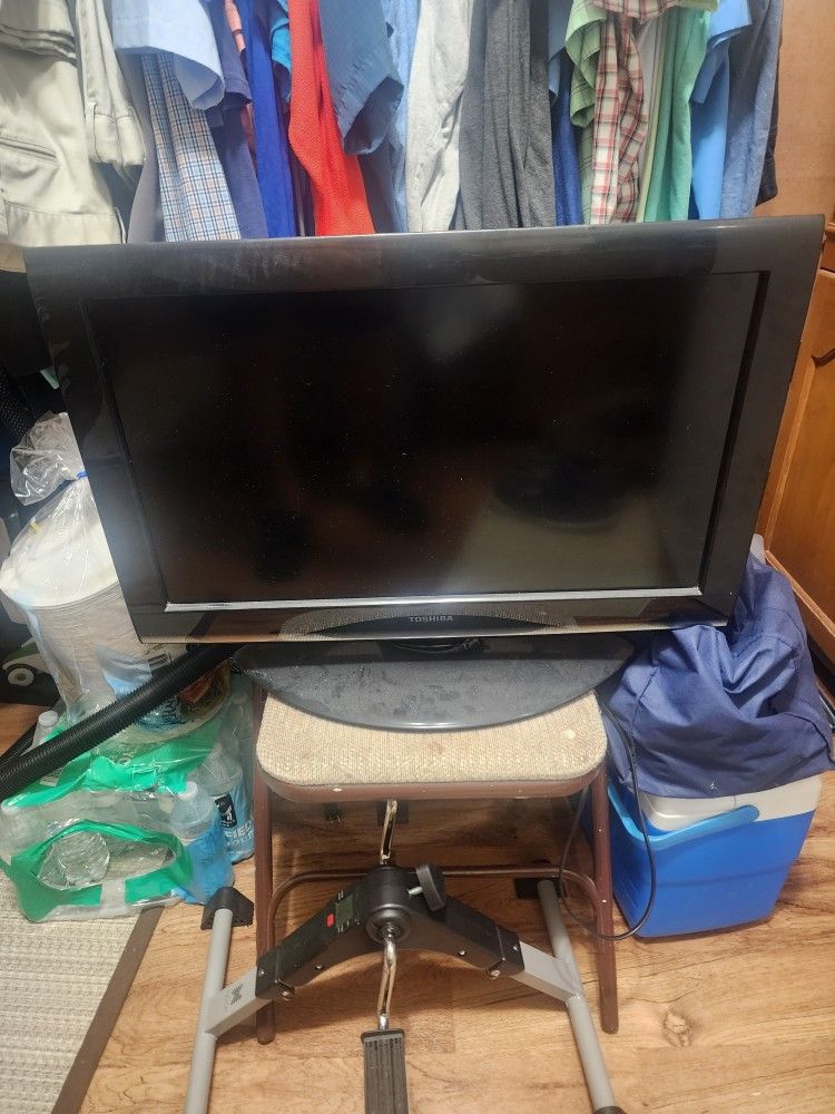 Toshiba TV