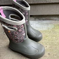Kids  Rain Boots (Bogs Size 13)